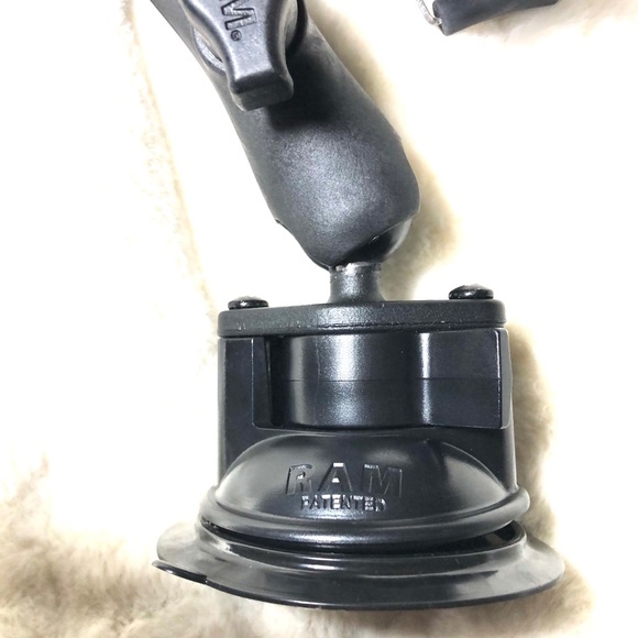 Car phone holder- Ram mount for iphone/ any phone - Picture 6 of 12